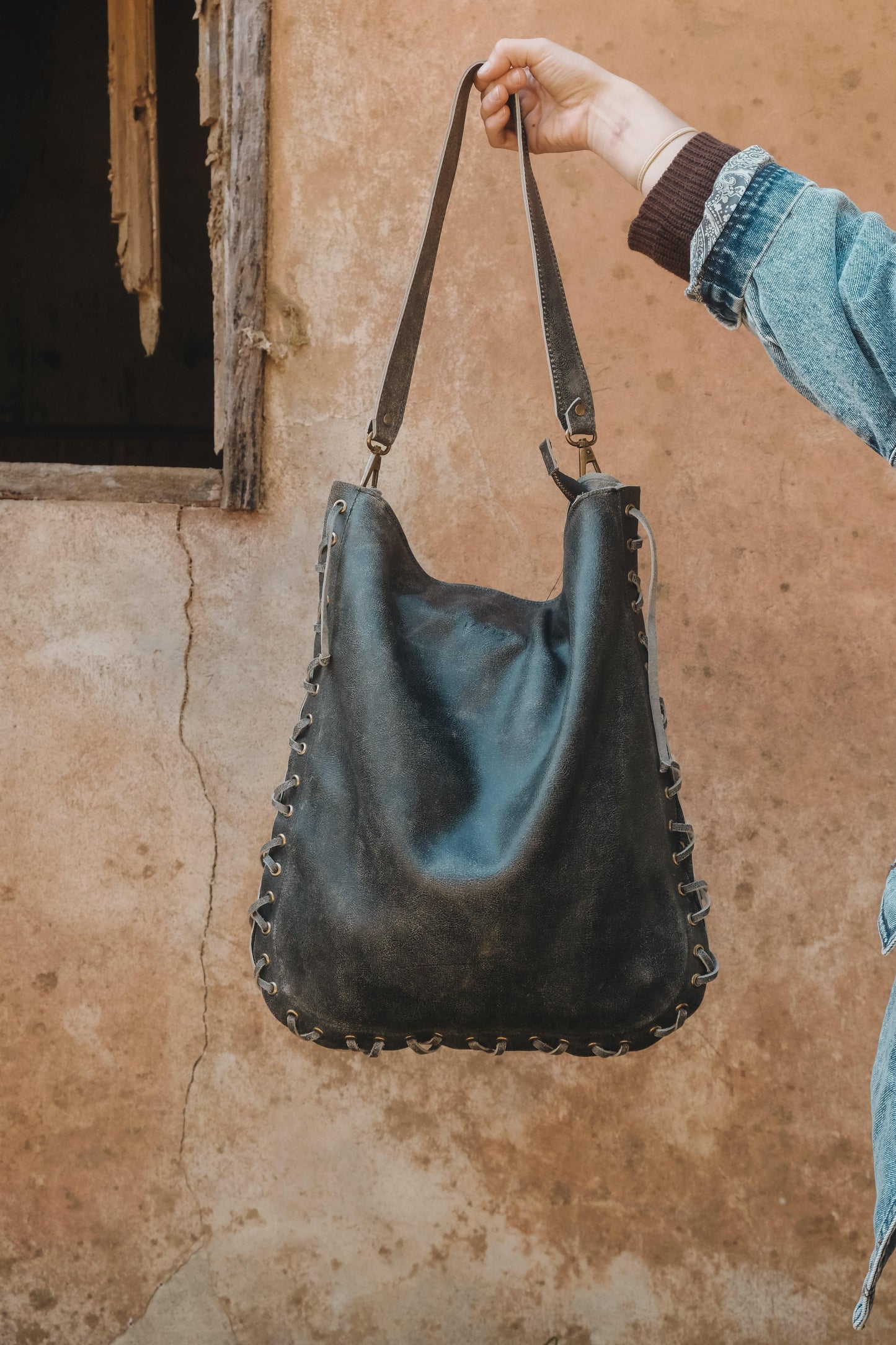 Cartera Zarga Negro Gastado - Valiz