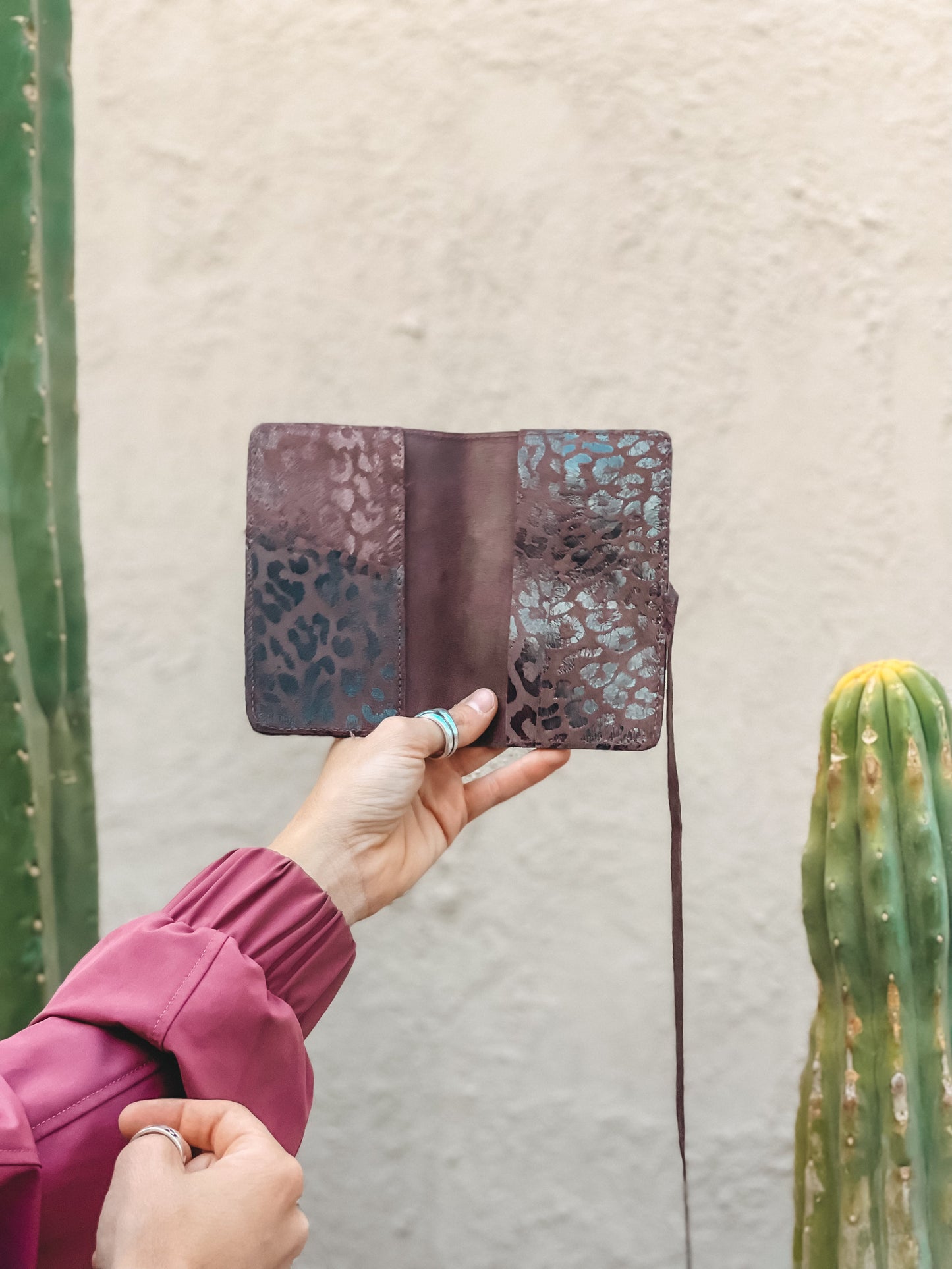 Porta Pasaporte Print OSCURO - Valiz