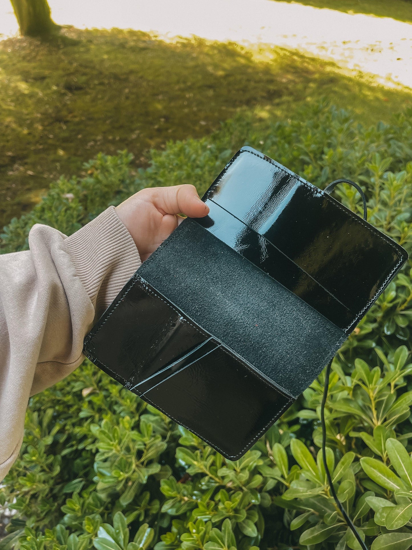 Porta Pasaporte Charol - Valiz