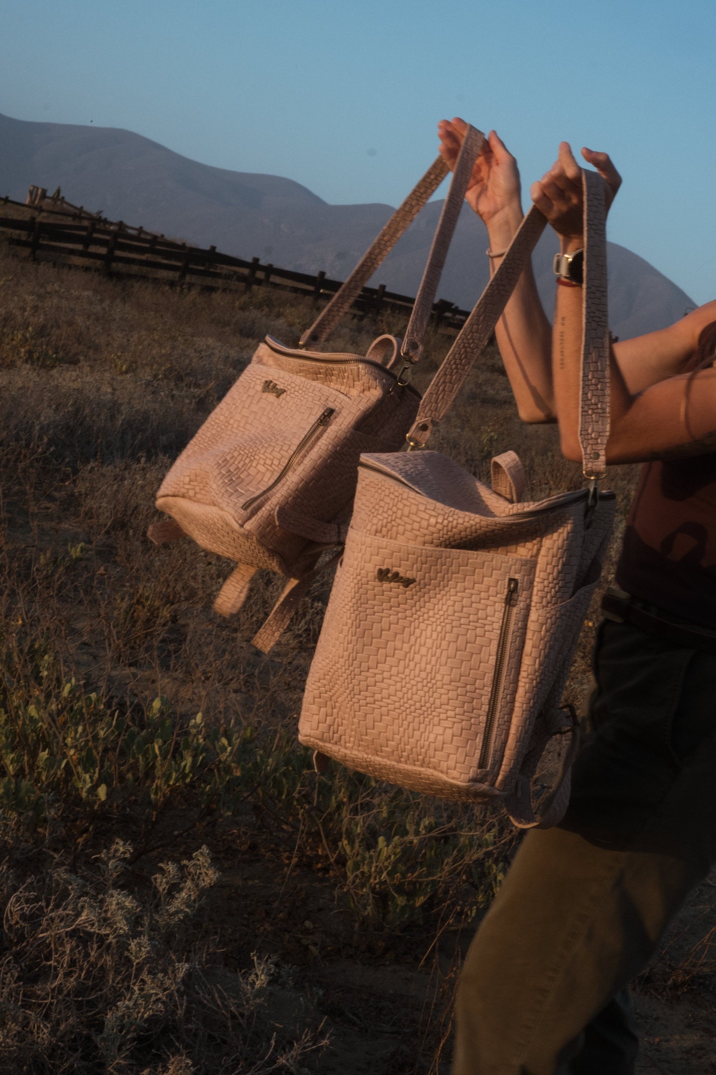 Mochila Alforja Chica TRIGO Crudo Valiz