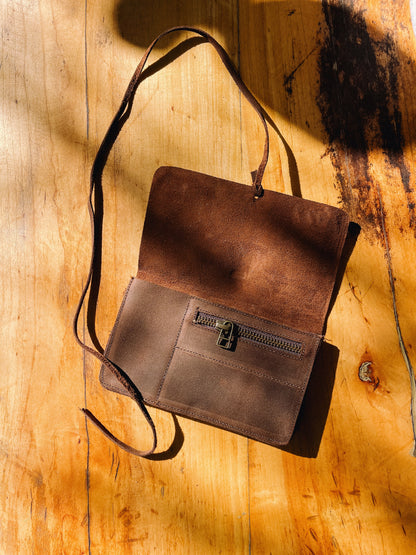 Tabaquera Mocha Mousse Valiz