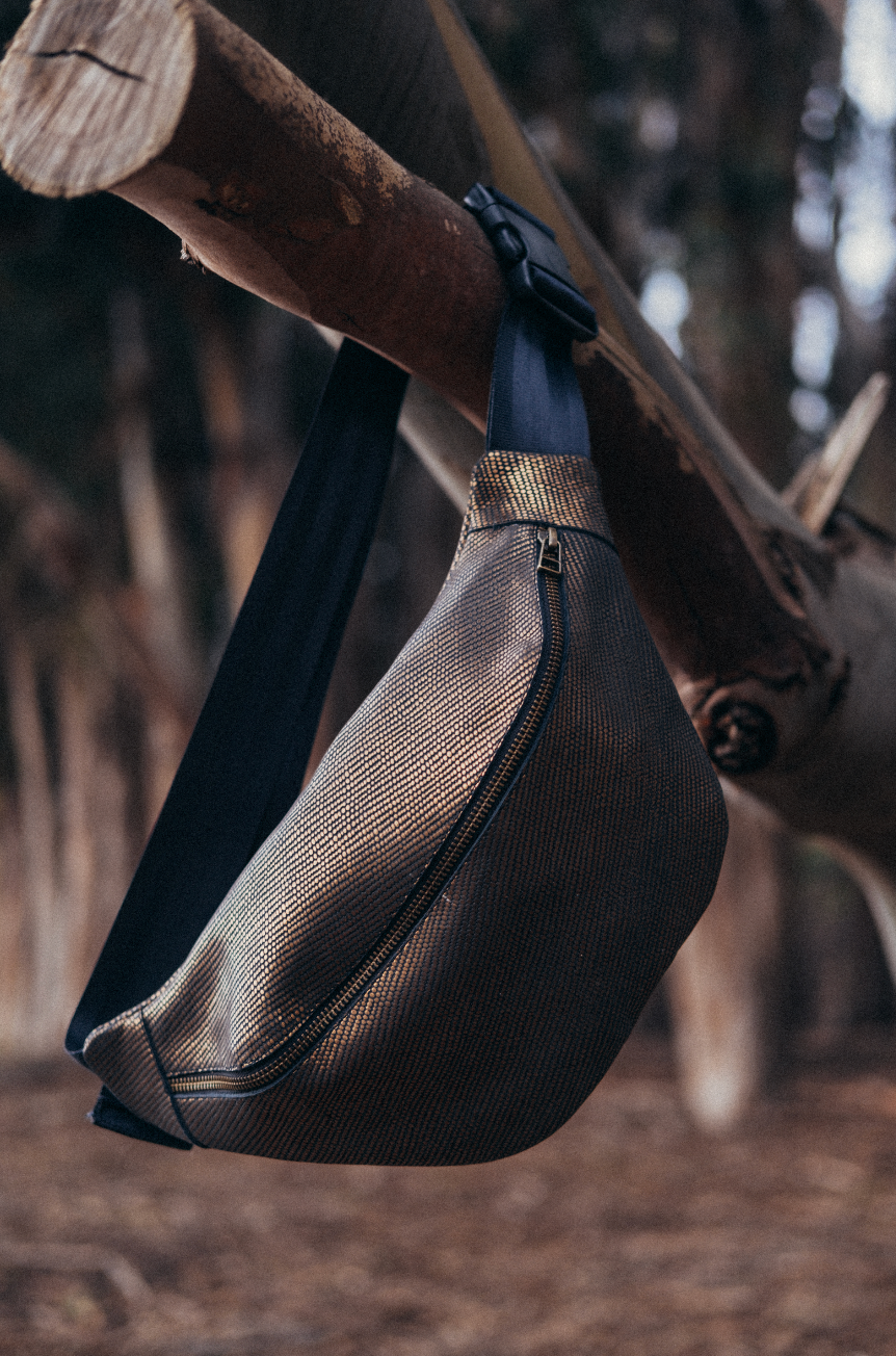 Banano Grande Cobre Textura - Valiz